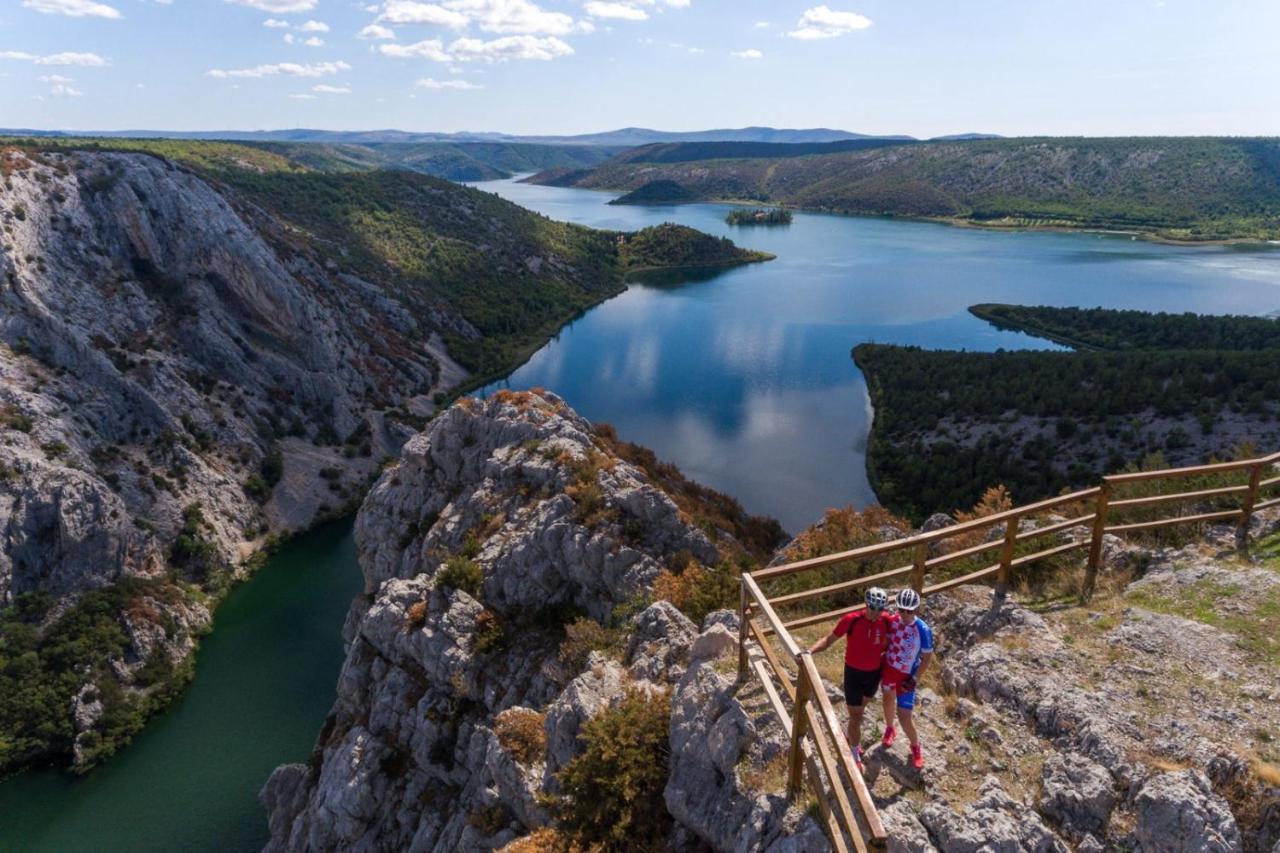 Simun&Jakov Drinovci Exteriér fotografie
